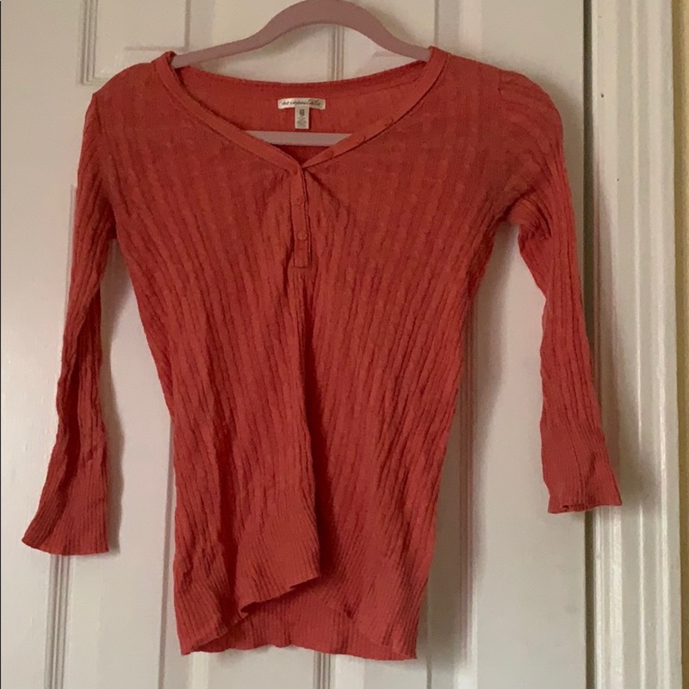 Coral aeropostal 3/4 sleeve shirt. With buttons